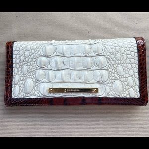 BRAHMIN gently used white with brown trim wallet